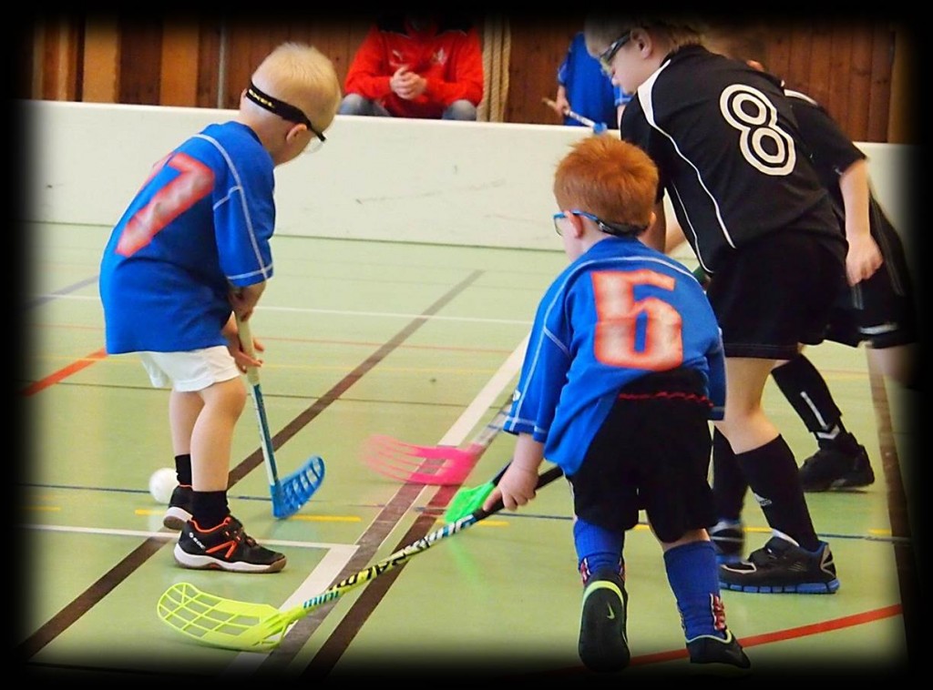 Floorball practices, games and drills